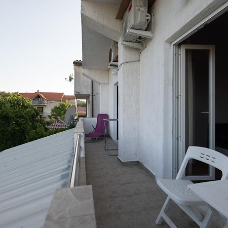 Ražanac Marina'S Apartments חדר תמונה
