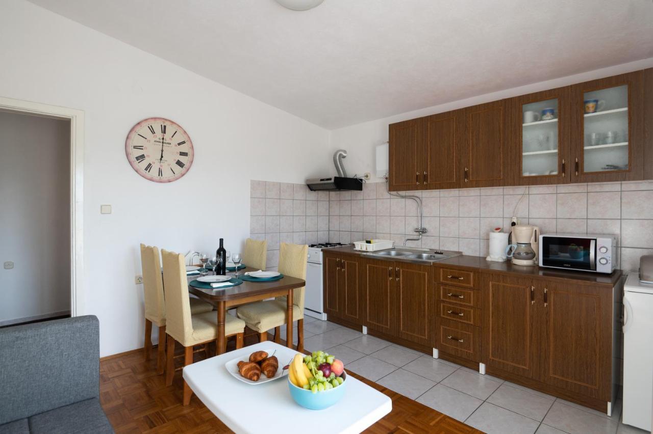 Ražanac Marina'S Apartments מראה חיצוני תמונה
