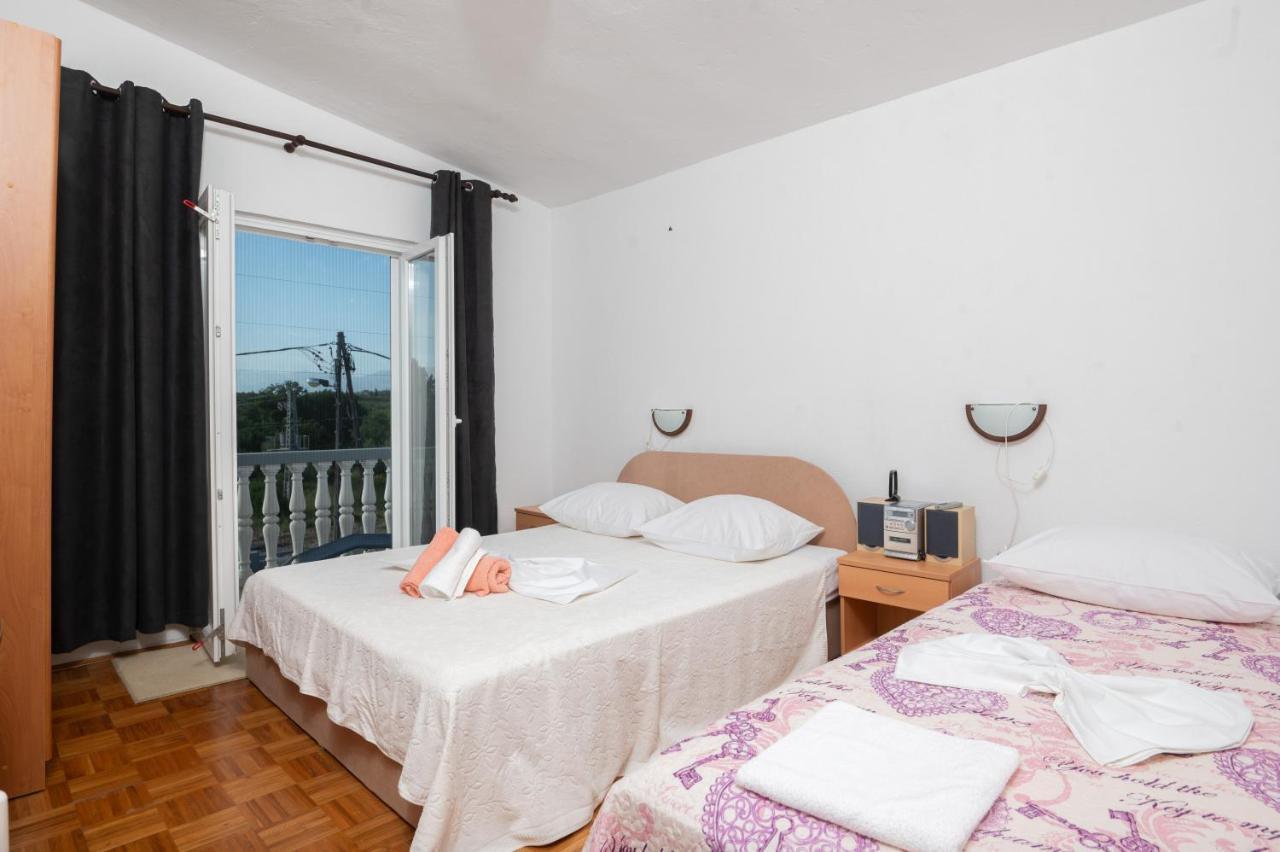 Ražanac Marina'S Apartments מראה חיצוני תמונה
