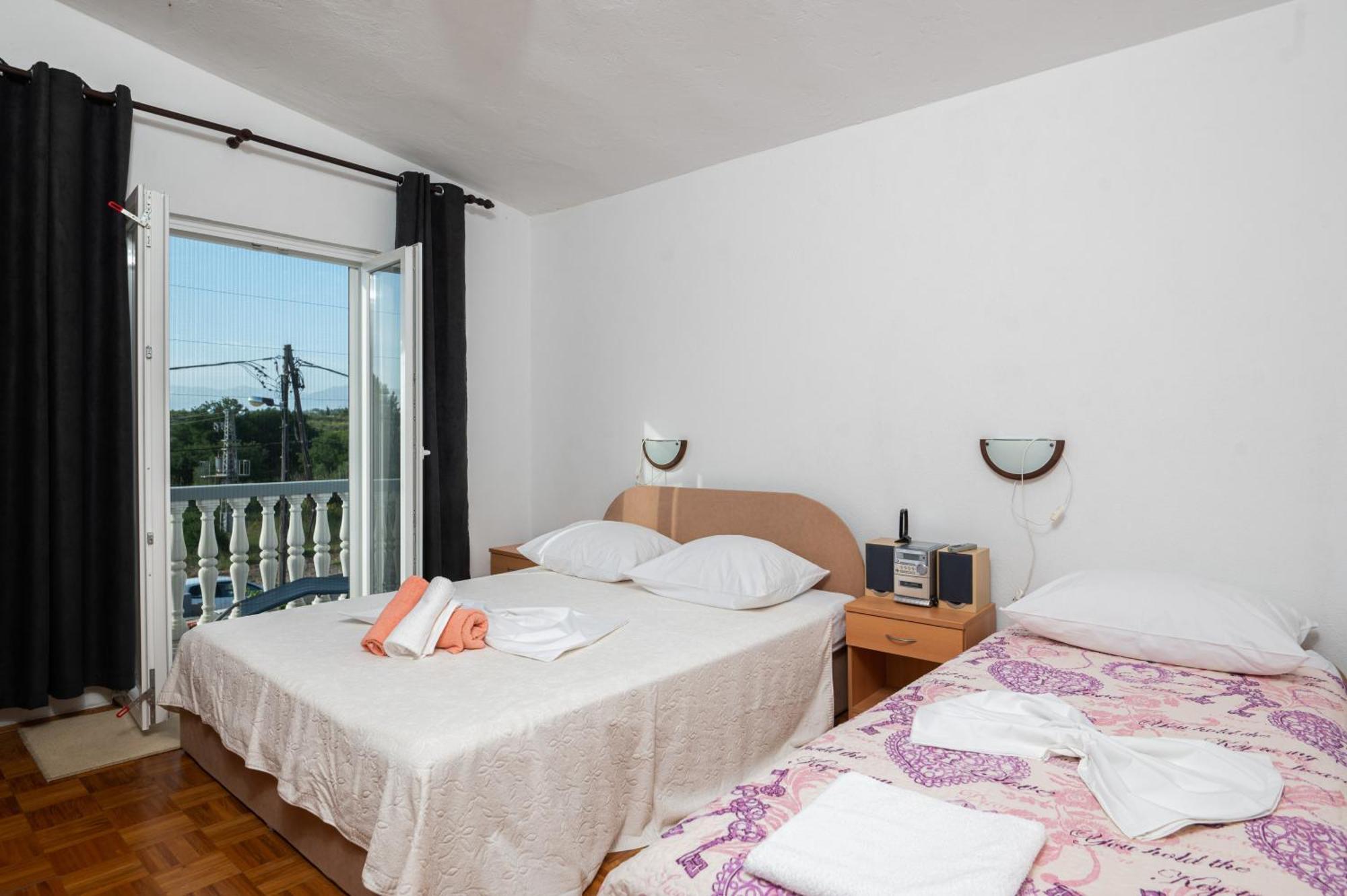 Ražanac Marina'S Apartments חדר תמונה