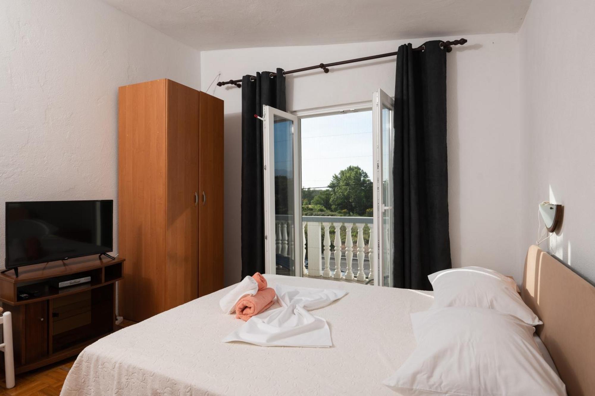 Ražanac Marina'S Apartments חדר תמונה